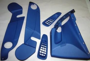 Чем покрасить пластик в машине?