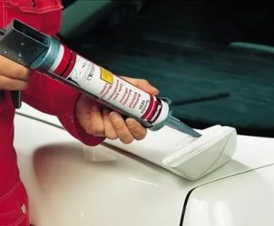 Чем приклеить резину к стеклу авто?