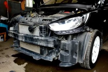 Где находится бампер у машины?