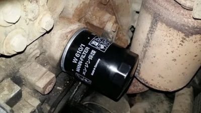 Где находится масляный фильтр на дэу матиз?