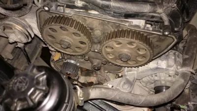 Где находится помпа на приоре?