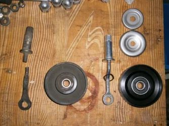 Гудит ролик натяжителя ремня генератора