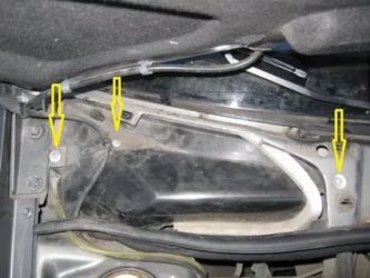 Как менять салонный фильтр на калине?