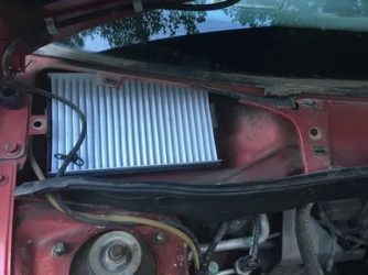 Как менять салонный фильтр на калине?