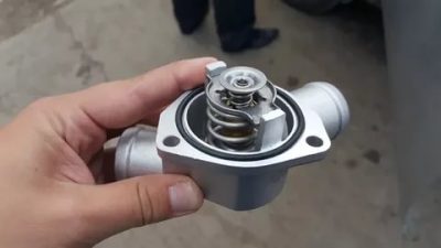 Как менять термостат на приоре?