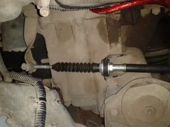 Как менять тросик сцепления на приоре?