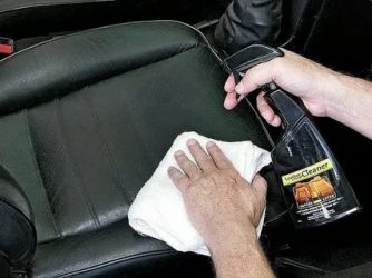 Как очистить кожаные сиденья автомобиля своими руками?