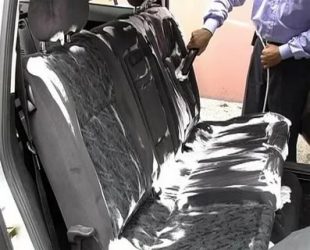 Как почистить салон автомобиля своими руками?