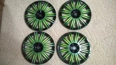 Как покрасить колпаки на колеса своими руками?