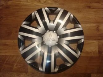 Как покрасить колпаки на колеса своими руками?