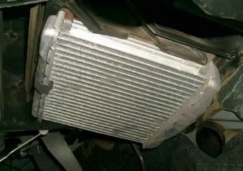 Как поменять радиатор печки на шевроле ланос?