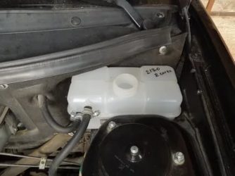 Как поменять расширительный бачок на приоре?