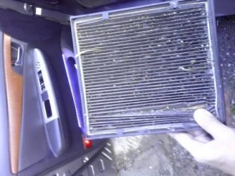 Как поменять салонный фильтр на Лифан солано?