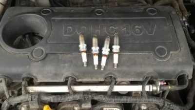 Как поменять свечи на киа спортейдж 2?