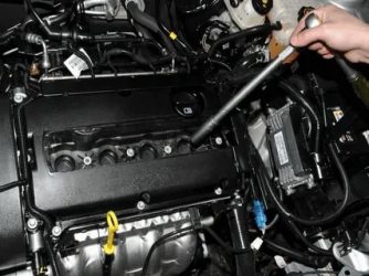 Как поменять свечи на шевроле круз?