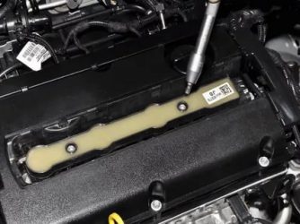 Как поменять свечи на шевроле круз?