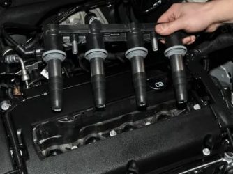 Как поменять свечи на шевроле круз?