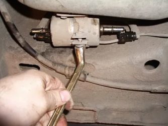 Как поменять топливный фильтр на калине 2?