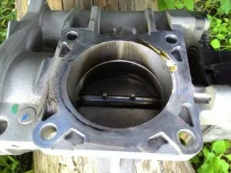 Как промыть дроссельную заслонку на калине?