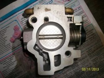 Как промыть дроссельную заслонку на калине?