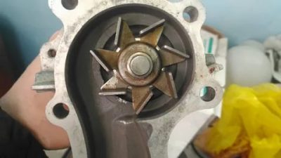 Как проверить работу помпы на автомобиле?