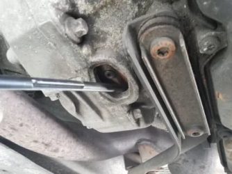 Как слить масло с гидротрансформатора АКПП?