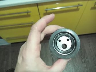 Как смазать натяжной ролик ГРМ на гранте?