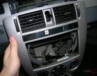 Как снять часы на шевроле лачетти седан?