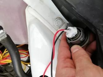 Как снять лампочку ДХО на гранте?