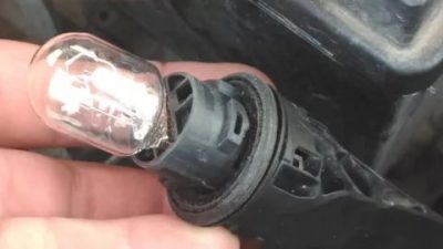 Как снять лампочку ДХО на гранте?