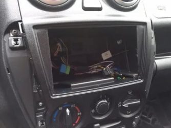 Как снять штатную магнитолу Лада гранта?