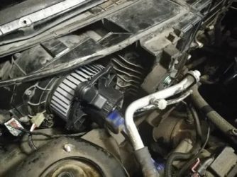 Как снять вентилятор печки на приоре?