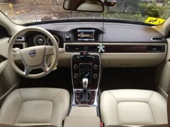 Как ухаживать за светлым салоном автомобиля?