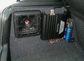 Как установить усилитель в машину своими руками?