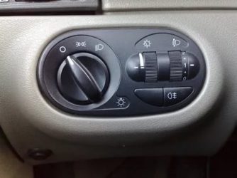 Как включить ближний свет на калине?