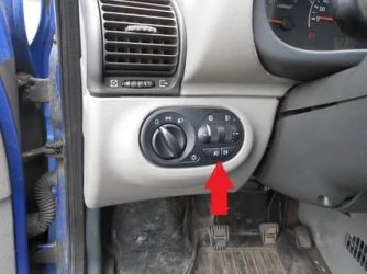 Как включить ближний свет на калине?