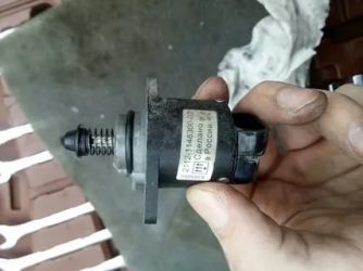 Как заменить регулятор холостого хода на калине?