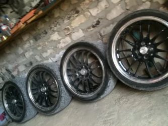 Какая разболтовка на акценте 2006?