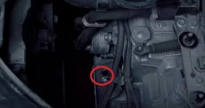 Мазда СХ 5 где находится щуп АКПП?