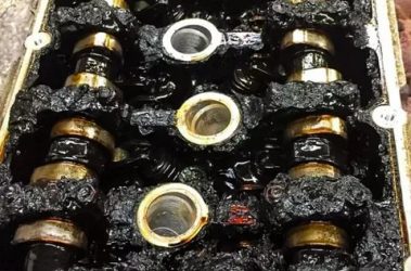 Можно ли лить разное масло в двигатель?