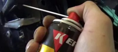 Можно ли смазывать замок зажигания в автомобиле?