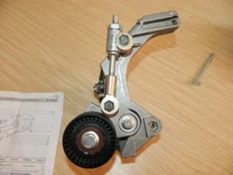 Натяжение ремня генератора Лада гранта