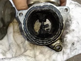 Очистка клапана рециркуляции отработанных газов