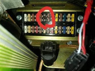 Предохранитель топливного насоса УАЗ хантер