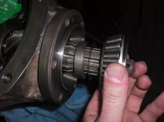 Регулировка хвостовика переднего моста УАЗ Буханка