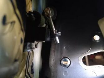 Регулировка передних дверей Лада гранта