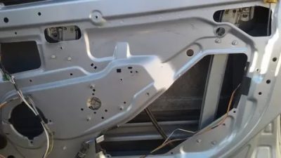 Регулировка передних дверей Лада гранта