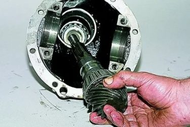 Регулировка заднего моста нива 21213