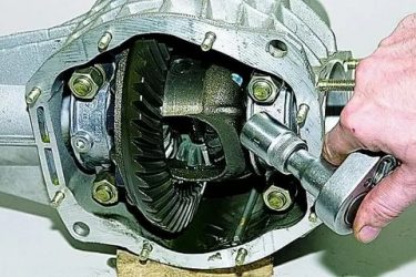 Регулировка заднего моста нива 21213