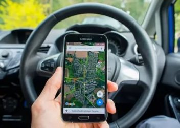 Смартфон с навигатором как выбрать?